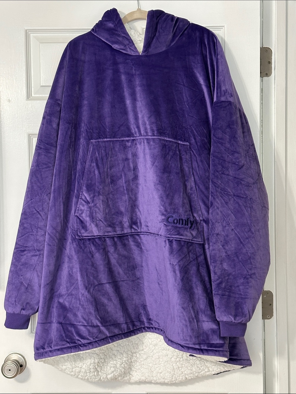 The Comfy Purple Wearable Blanket for Women, Clemson